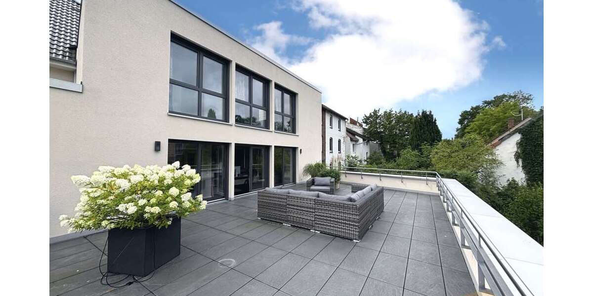 Wohnung zum Mieten in Hannover 1.290 € 98.11 m² 2 zimmer