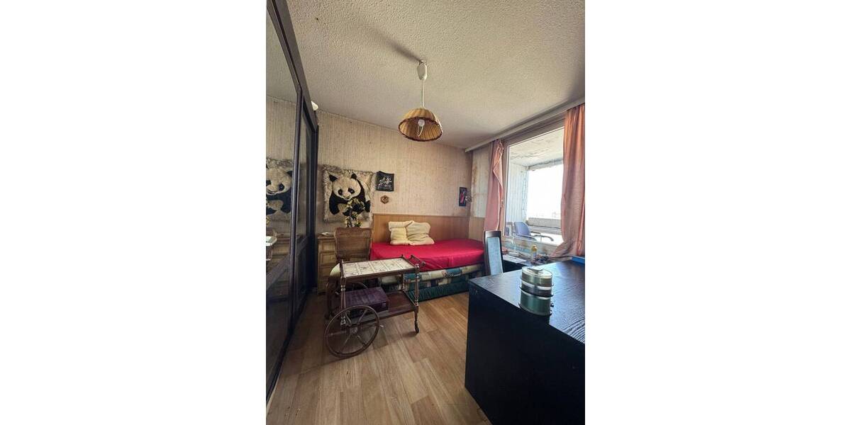 Etagenwohnung Hannover Linden-Mitte - 4 Zimmer, 100 m&sup2;, 100.000&euro; | Angebot:25211702