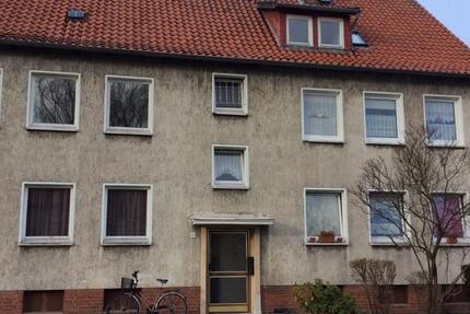 Nette 2,5-Zimmer-Wohnung mit Tageslichtbad zimmer