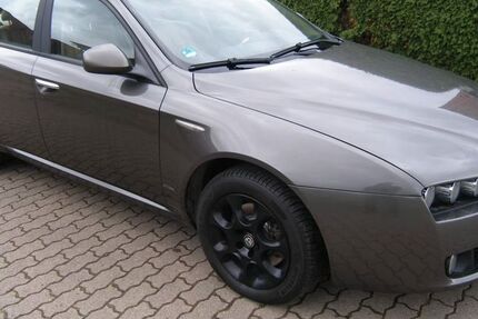 Alfa Romeo 159 219.000 km 3.399 € Bad Nenndorf 31542