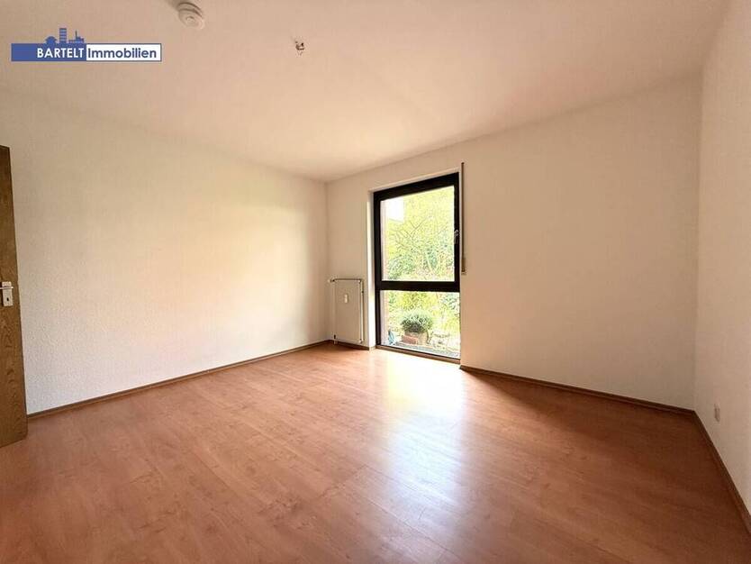 Ihr kleines Paradies: 3-Zimmer-Wohnung mit eigenem Garten in Laatzen!