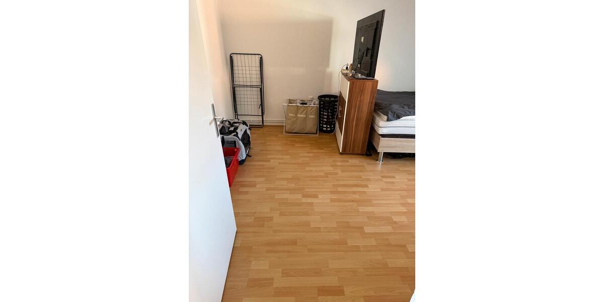 Dachgeschoßwohnung Hildesheim Himmelsthür - 3 Zimmer, 57 m&sup2;, 695&euro; | Angebot:26148375