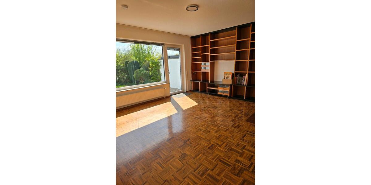Reihenhaus Ronnenberg - 5 Zimmer, 135 m&sup2;, 405.000&euro; | Angebot:26116182