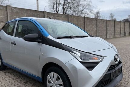 Toyota Aygo (X) 21.000 km 7.200 &euro; Hannover 30179