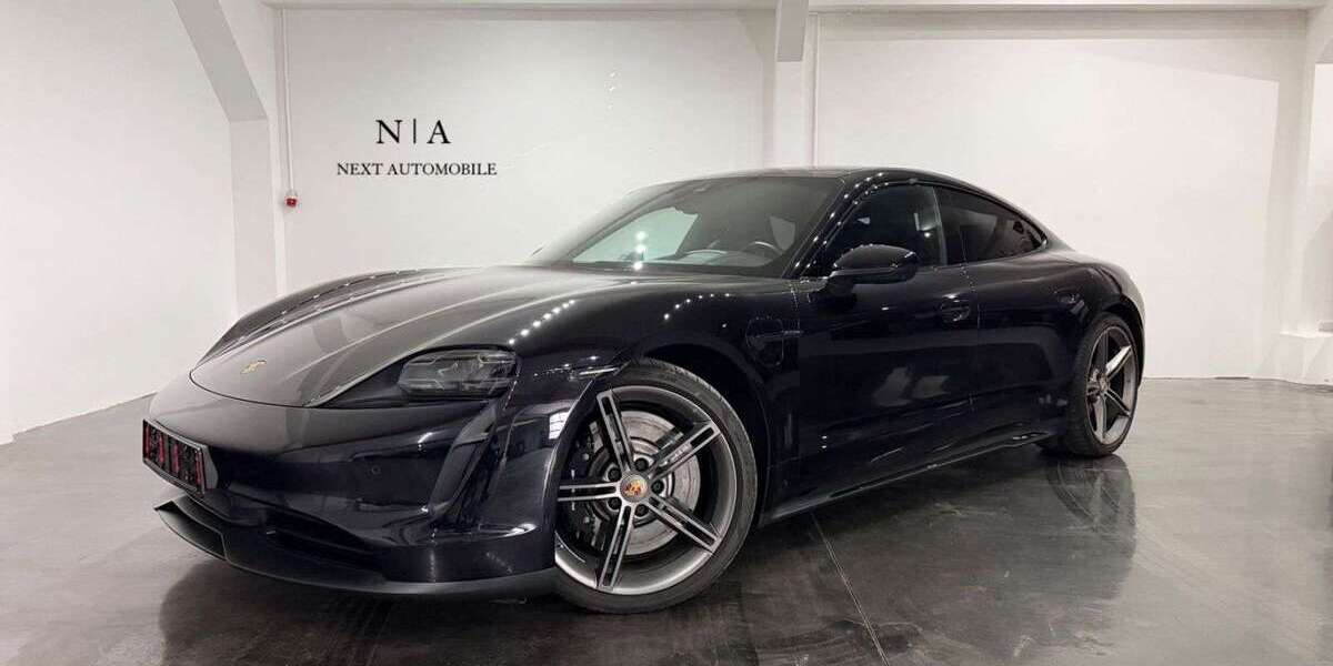 Porsche Taycan 56.000 km 66.990 &euro; Hannover 30177