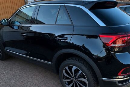 VW T-Roc 12.300 km 27.300 &euro; Hannover 30419