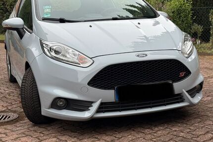 Ford Fiesta 88.000 km 12.300 &euro; Hannover 30159