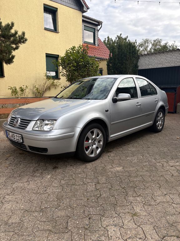 VW Bora 216.000 km 1.000 € Peine 31228