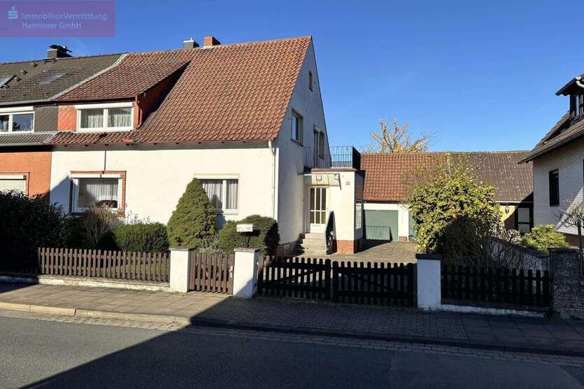 Haus zum Kaufen in Hannover 98.000 € 112 m² 6 zimmer