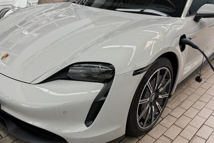 Porsche Taycan 118.900 km 57.690 &euro; Garbsen 30823