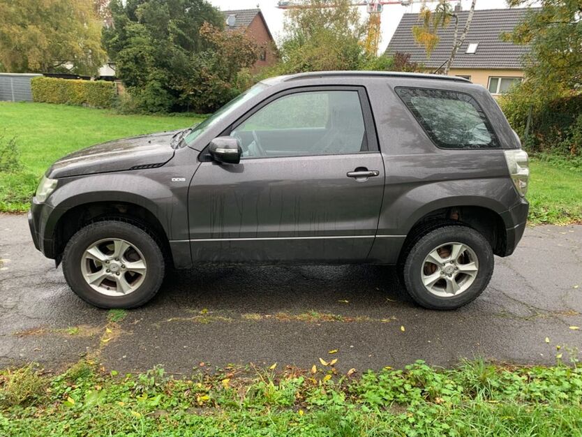 Suzuki Grand Vitara 189.000 km 6.900 € Hildesheim 31135