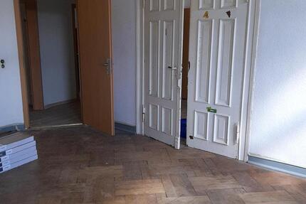 Wohnung Hannover Döhren-Wülfel - 5 Zimmer, 132 m&sup2;, 820&euro; | Angebot:26266491