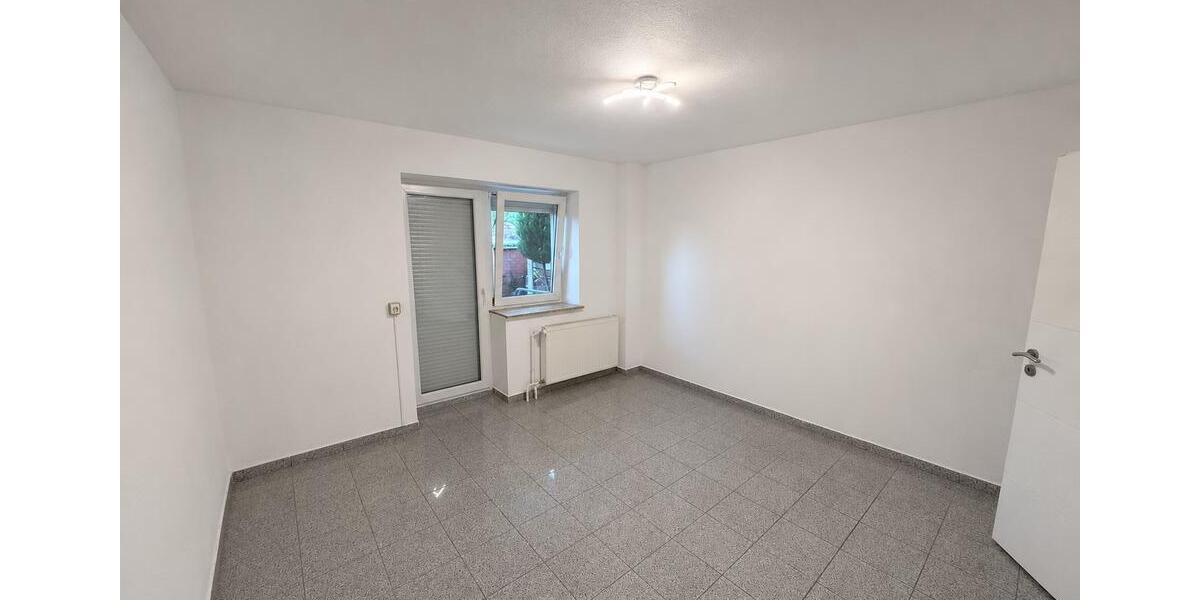 Erdgeschoßwohnung Laatzen - 4 Zimmer, 88 m&sup2;, 1.100&euro; | Angebot:26485128