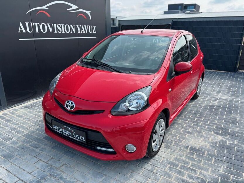 Aygo (X)