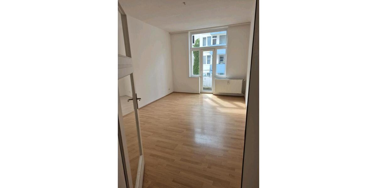 Etagenwohnung Hannover Vahrenwald-List - 4 Zimmer, 95 m&sup2;, 380.000&euro; | Angebot:26869482