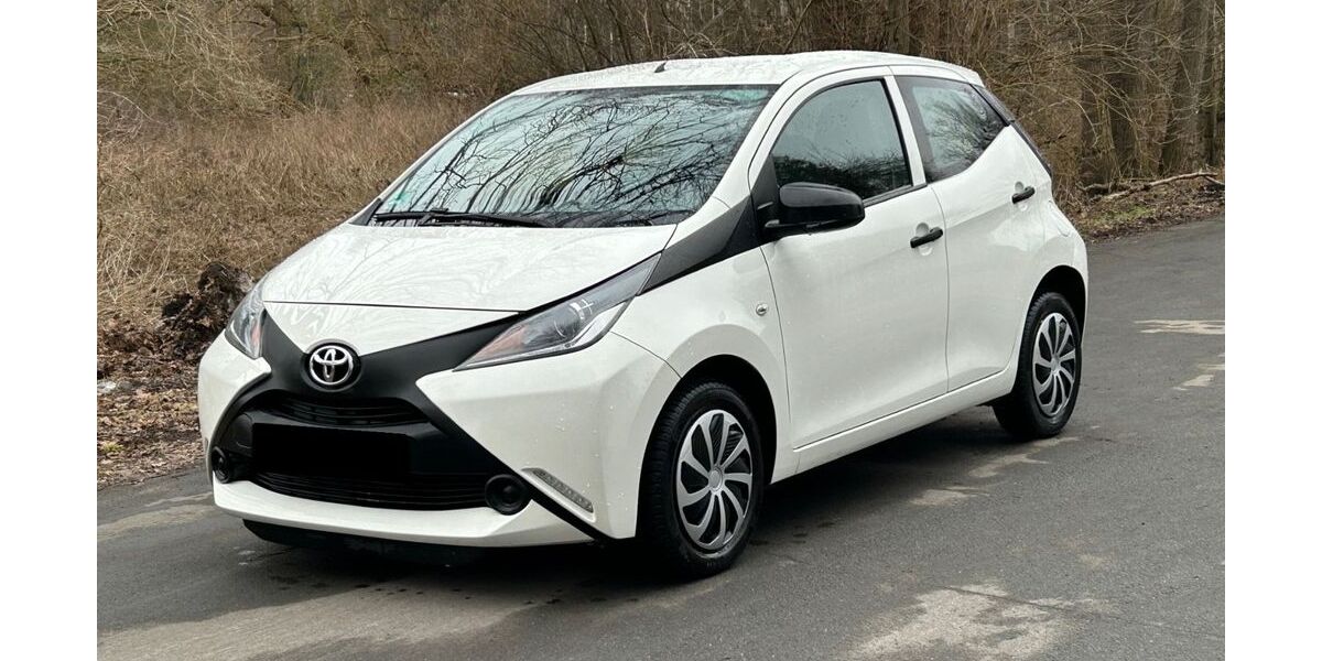Toyota Aygo (X) 110.000 km 6.500 &euro; Burgdorf (bei Hannover) 31303