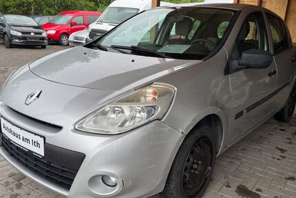 Renault Clio 105.145 km 2.790 € Coppenbrügge 31863