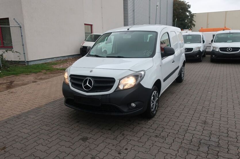 Mercedes-Benz Citan 176.857 km 9.900 € Hannover 30179