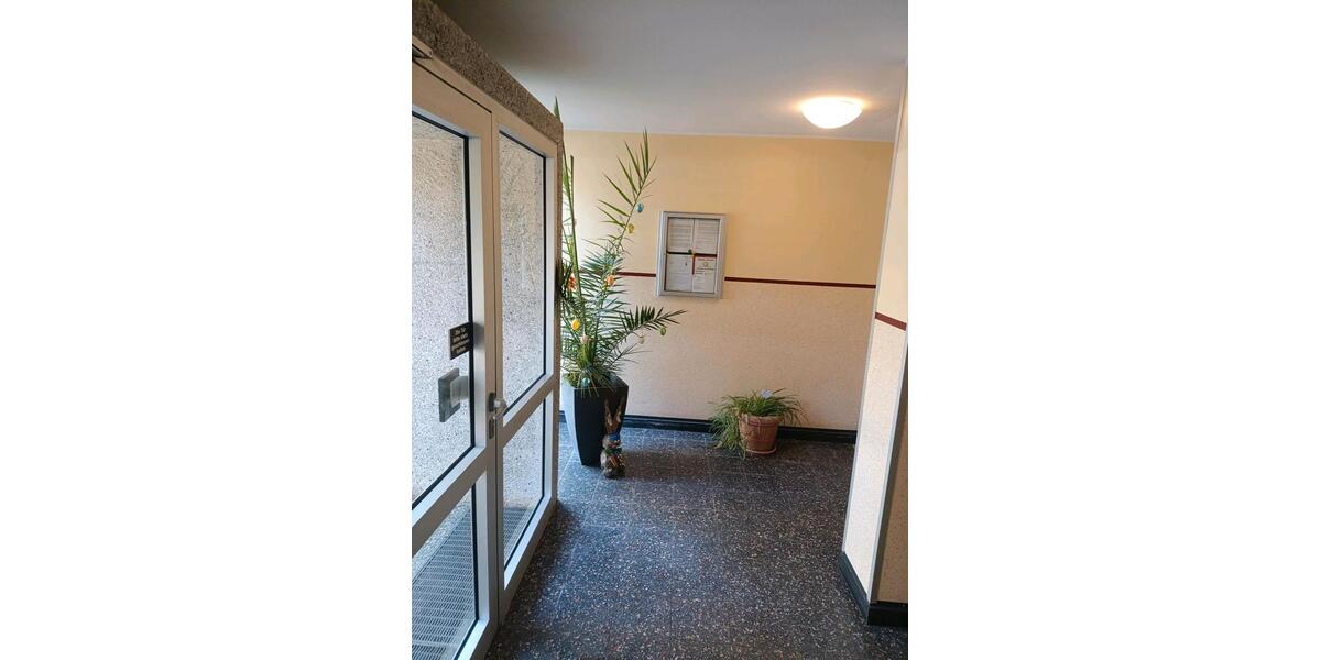 Etagenwohnung Hannover Buchholz-Kleefeld - 4 Zimmer, 83 m&sup2;, 210.000&euro; | Angebot:27192956