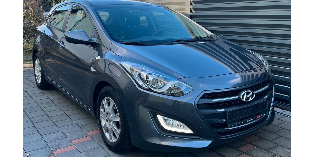 Hyundai i30 80.000 km 8.000 &euro; Hannover 30179