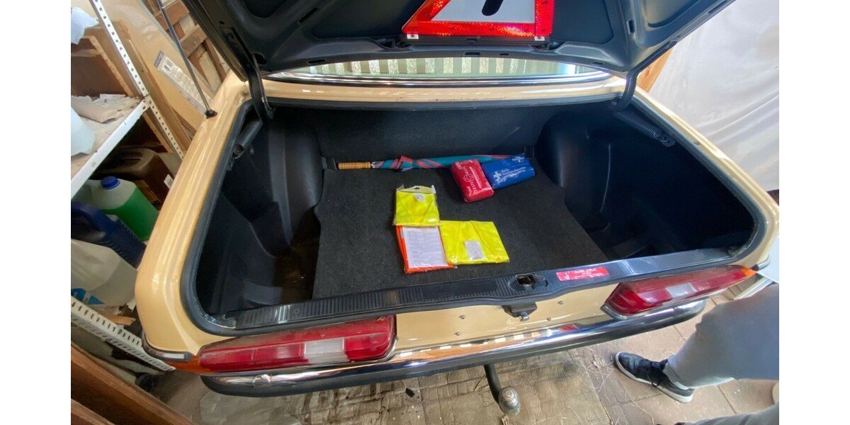 Mercedes-Benz E280 186.127 km 18.500 &euro; Hildesheim 31134