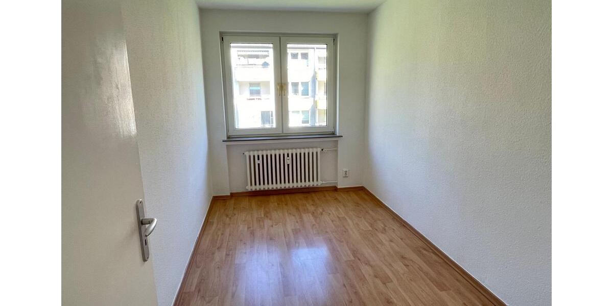 Etagenwohnung Hildesheim Bockfeld - 3 Zimmer, 70 m&sup2;, 670&euro; | Angebot:26073365