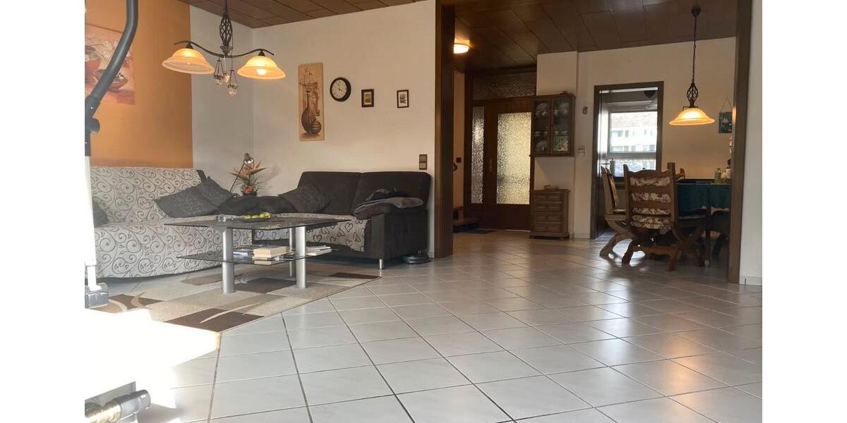 Reihenhaus Langenhagen - 5 Zimmer, 140 m&sup2;, 450.000&euro; | Angebot:26048415