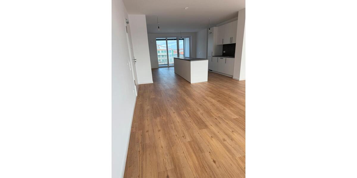 Etagenwohnung Garbsen - 5 Zimmer, 152 m&sup2;, 2.559&euro; | Angebot:24443632