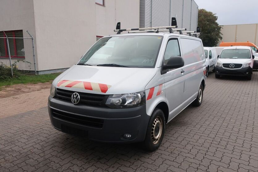 VW T5 Transporter 206.809 km 10.900 € Hannover 30179
