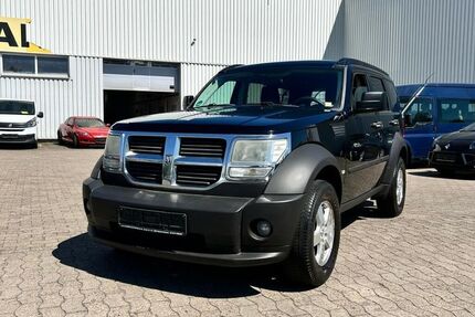 Dodge Nitro 330.000 km 3.350 &euro; Garbsen/ Hannover 30827