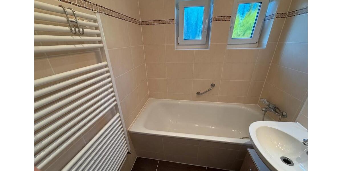 Erdgeschoßwohnung Hannover Döhren-Wülfel - 3 Zimmer, 77 m&sup2;, 1.250&euro; | Angebot:26312289