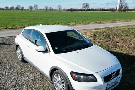 Volvo C30 135.000 km 2.490 &euro; Seelze 30926