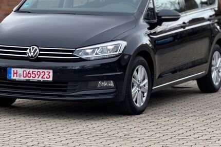 VW Touran 192.865 km 14.990 &euro; Langenhagen 30855