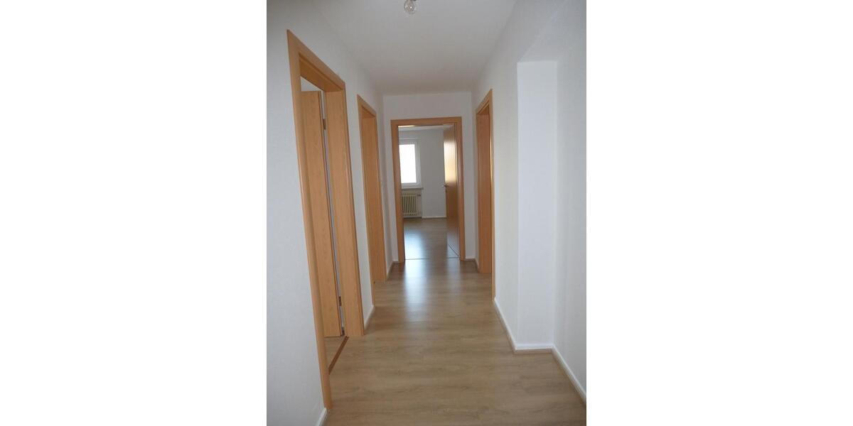 Dachgeschoßwohnung Lehrte - 3 Zimmer, 70 m&sup2;, 540&euro; | Angebot:26518190