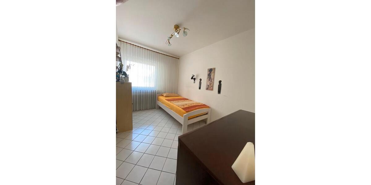 Reihenhaus Langenhagen - 5 Zimmer, 140 m&sup2;, 450.000&euro; | Angebot:26048415