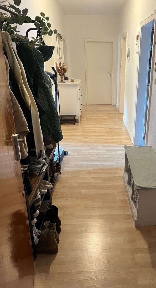 Wohnung zum Mieten in Hannover 1.050 € 107 m² 4 zimmer