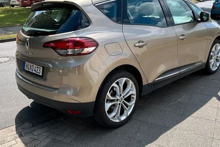 Renault Scenic 100.000 km 7.800 € Hannover 30179