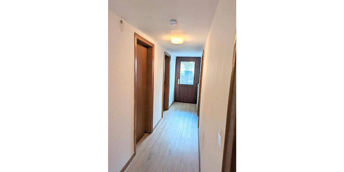Etagenwohnung Burgdorf - 2 Zimmer, 75 m&sup2;, 690&euro; | Angebot:26518179