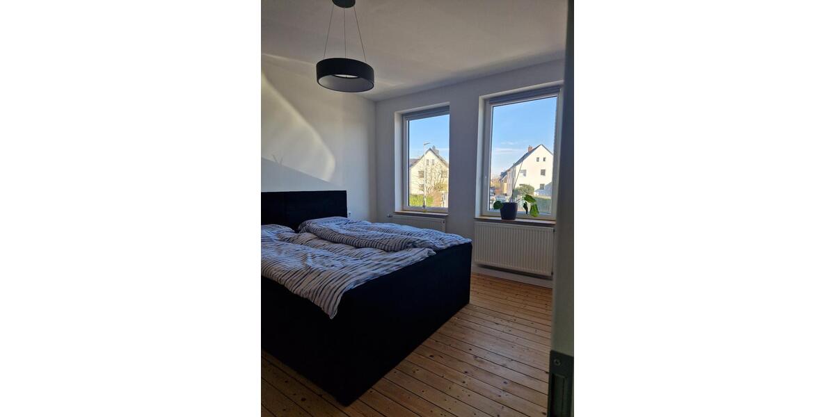 Erdgeschoßwohnung Sehnde - 4 Zimmer, 120 m&sup2;, 1.560&euro; | Angebot:26326373