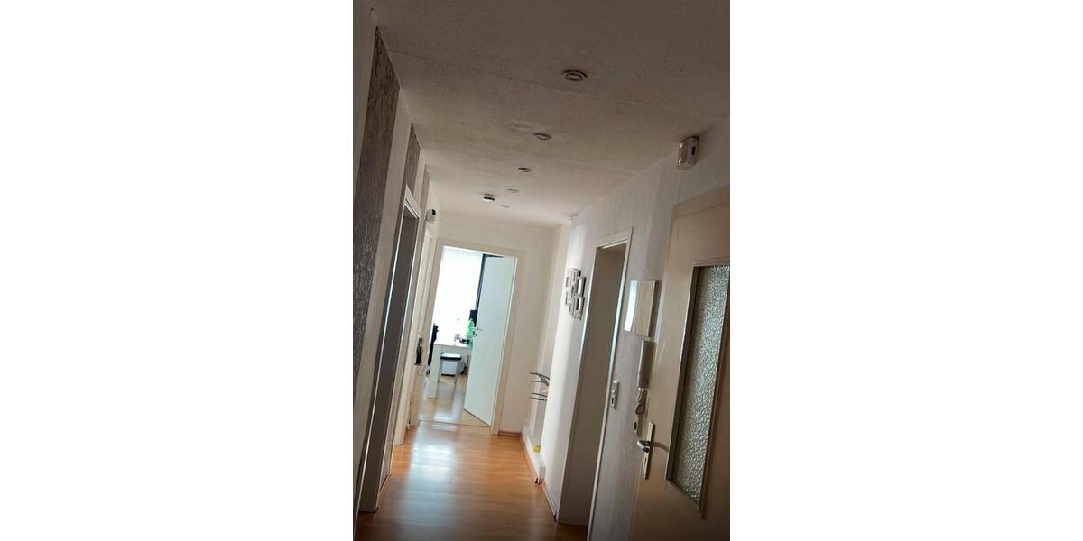 Etagenwohnung Hildesheim - 3.5 Zimmer, 75 m&sup2;, 160.000&euro; | Angebot:25973830