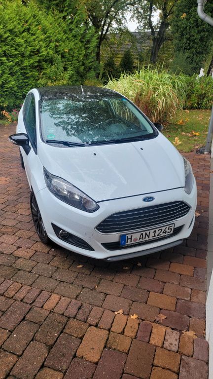 Ford Fiesta 132.650 km 6.200 € Adelheidsdorf 29352