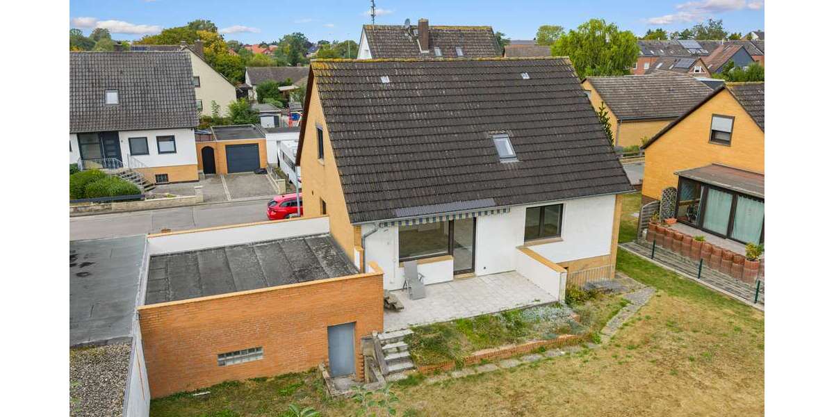 Haus zum Kaufen in Laatzen 449.000 € 145 m² 5 zimmer