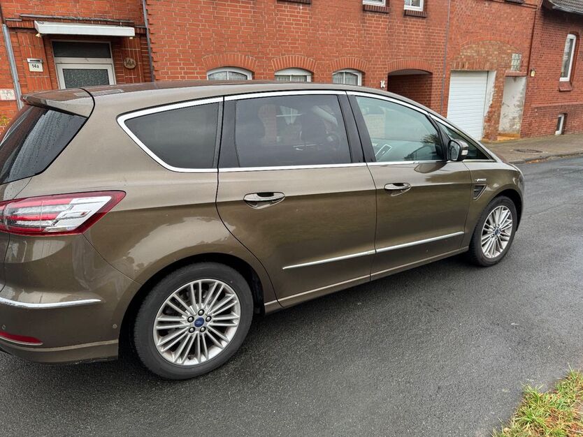 Ford S-Max 147.000 km 14.500 € Sarstedt 31157