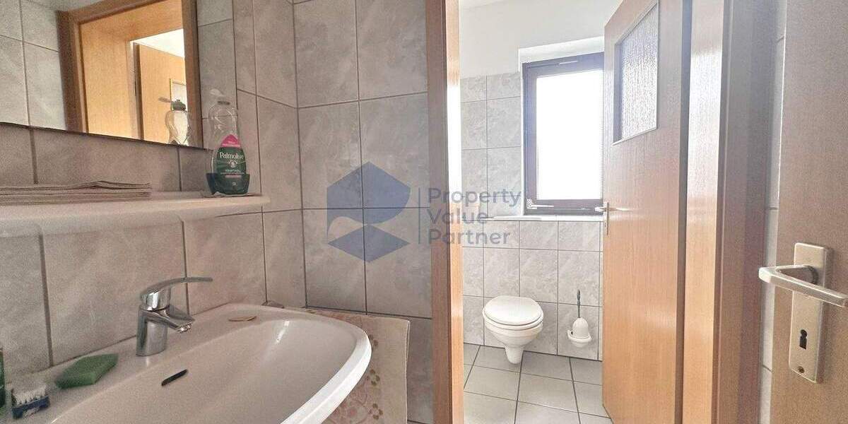 Gewerbeobjekt Garbsen Berenbostel - 3 Zimmer, 110 m&sup2;, 1.090&euro; | Angebot:25193411