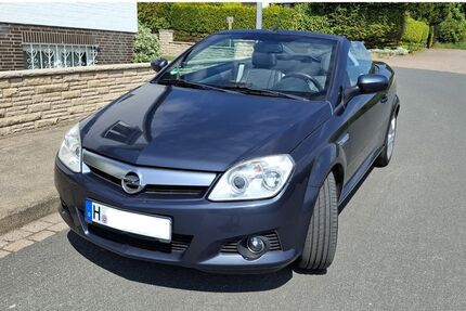 Opel Tigra 255.000 km 1.900 &euro; Springe 31832