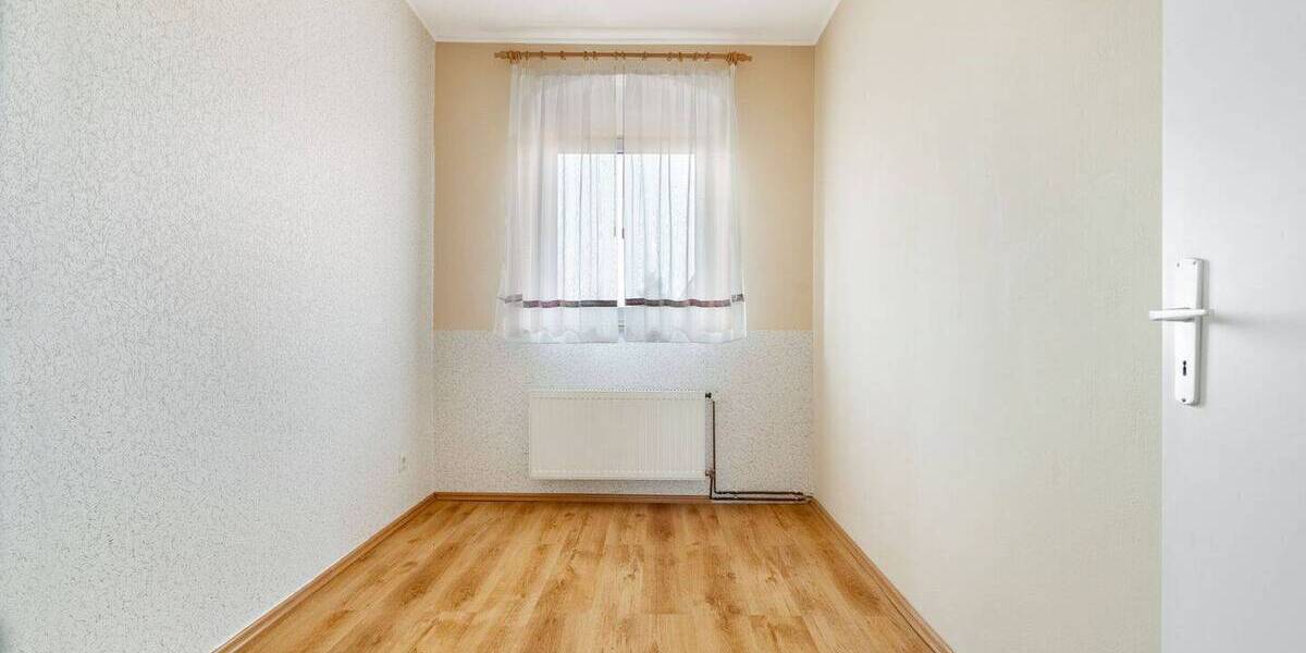 Einfamilienhaus Algermissen - 9 Zimmer, 187 m&sup2;, 320.000&euro; | Angebot:26155550