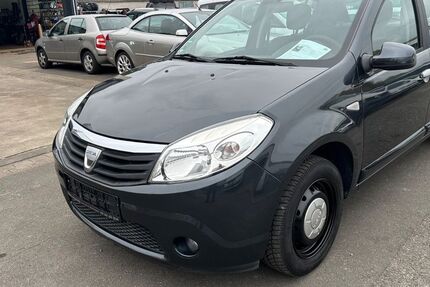 Dacia Sandero 127.300 km 2.400 € Hannover 30457