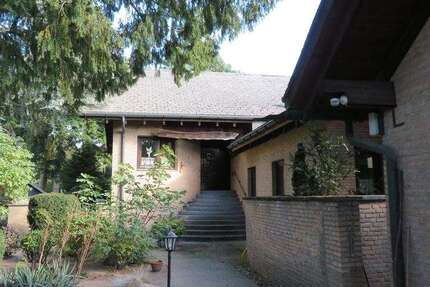 Haus zum Kaufen in Hannover 1.250.000 € 426 m² 10 zimmer