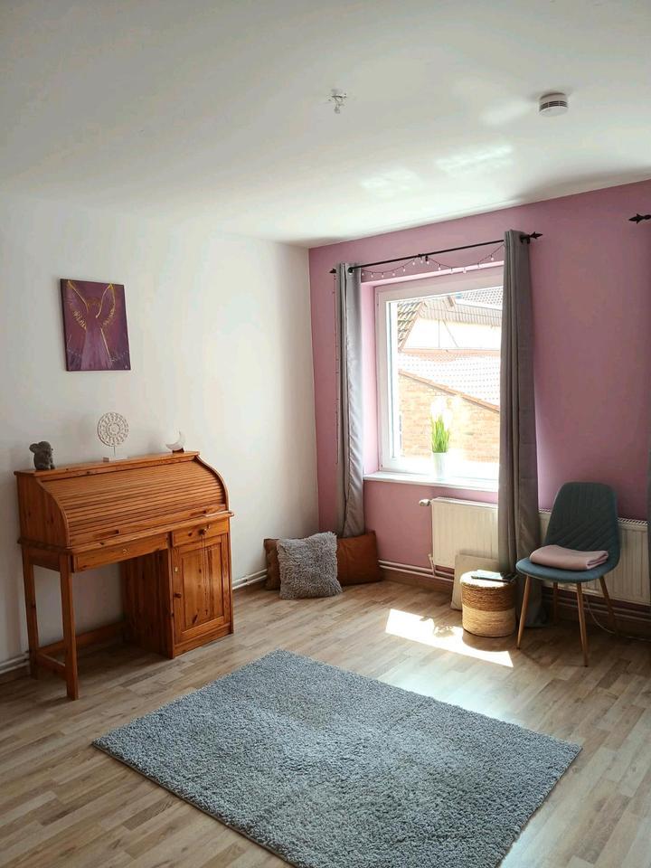 3 Zi. Wohnung Burgdorf Zentrum zimmer