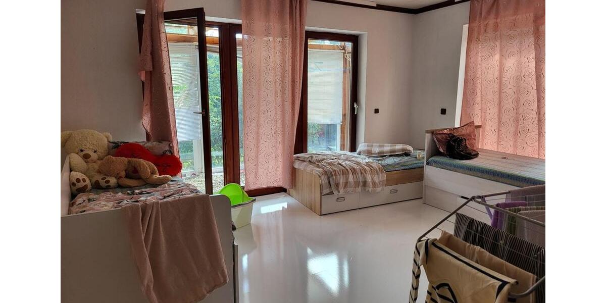 Bungalow Burgdorf - 6 Zimmer, 155 m&sup2;, 1.350&euro; | Angebot:24842683